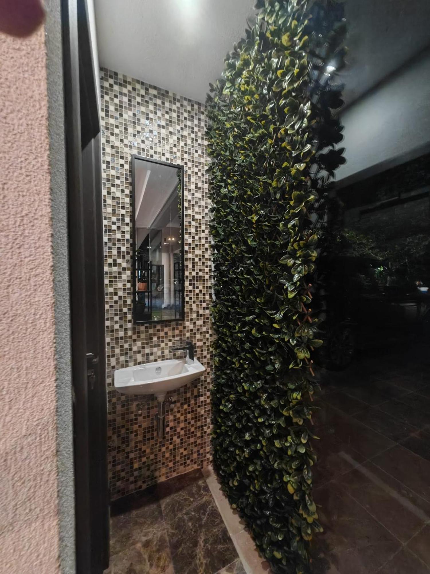 White Boutique Hotel- Eforie Nord Exterior foto